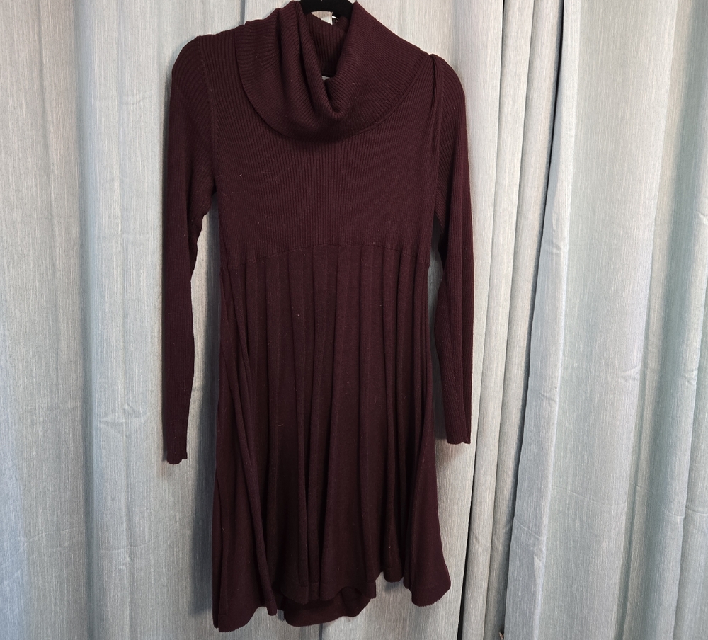 Calvin Klein Maroon Knit Sweater